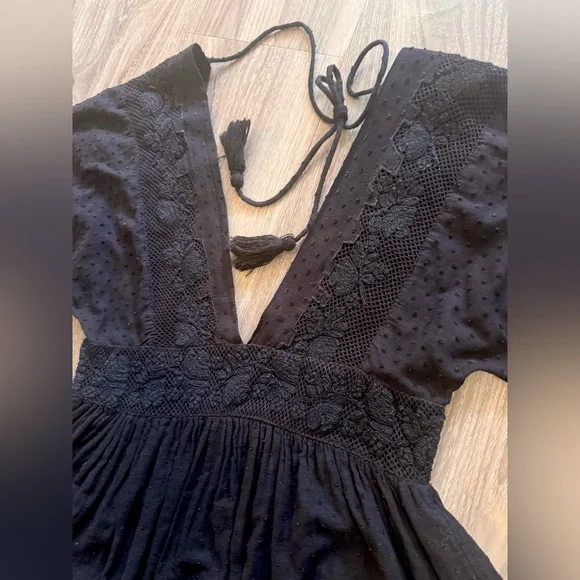 Free People-Small black embroidered cotton mini dress - Picture 4 of 8